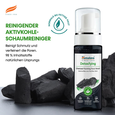 Himalaya Entgiftende, Schaumende Gesichtswasche Aus Holzkohle 150ml